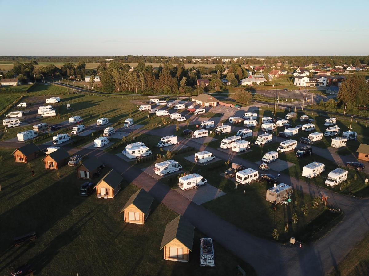Vanamoisa Caravan Park Saue Bagian luar foto